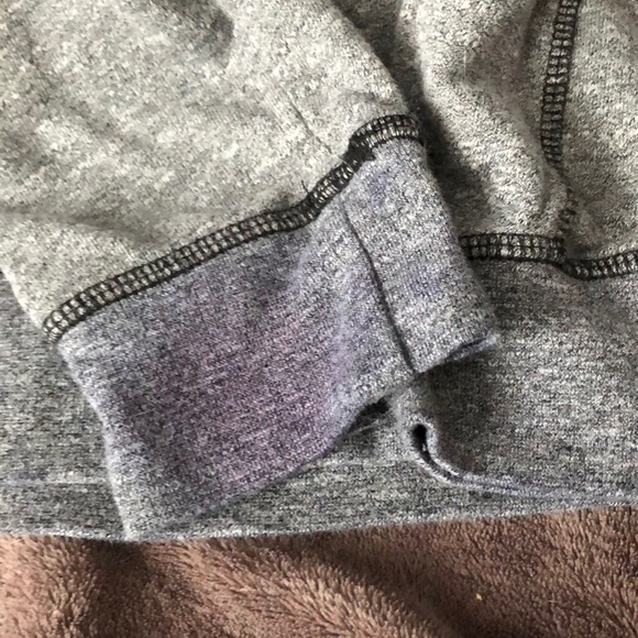 Grey lightweight hoodie - Picture 3 of 4